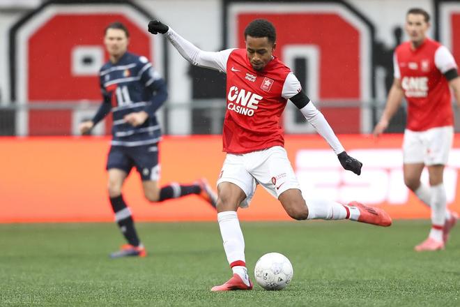 完成历史的 完成历史的